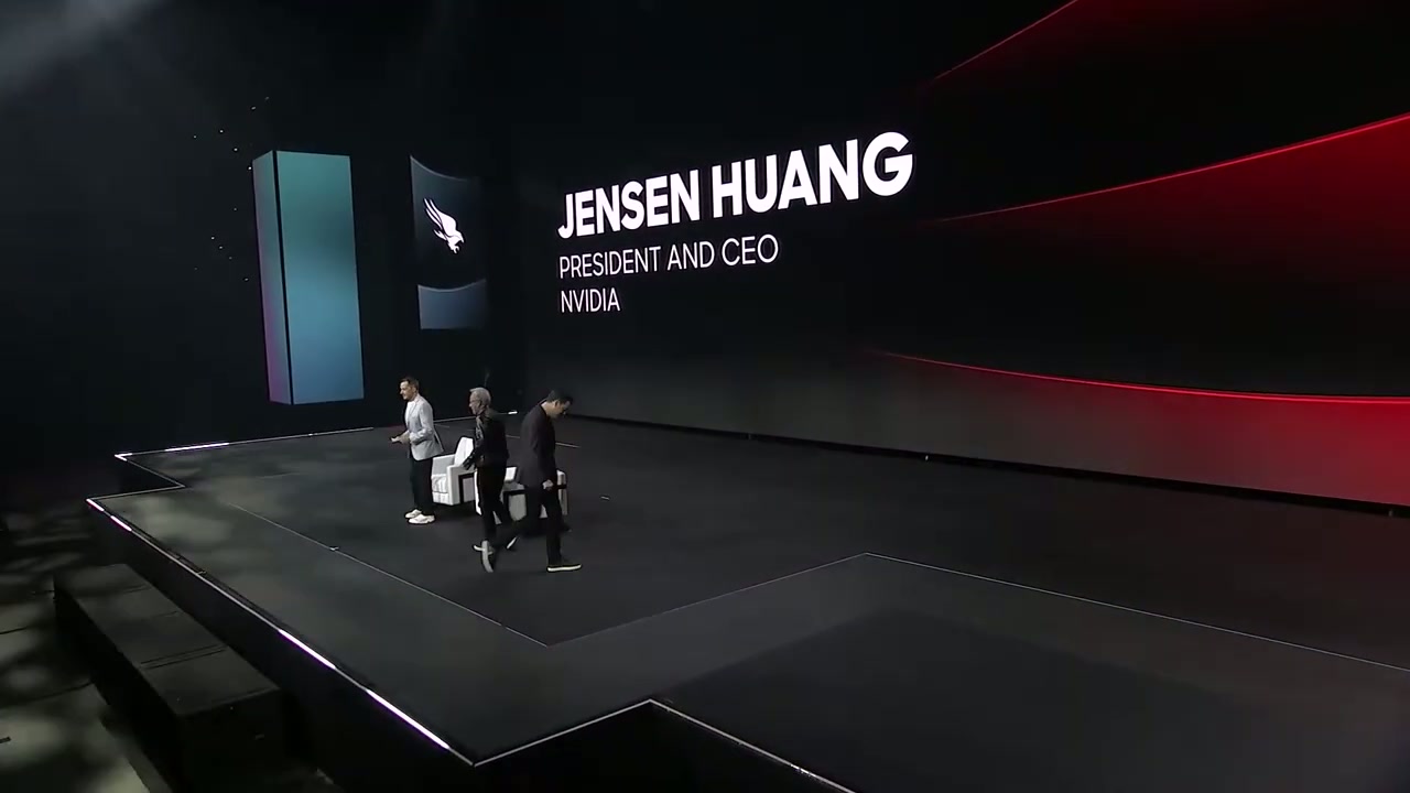 Jensen Huang 与 George Kurtz 对谈